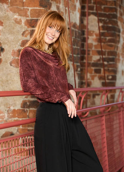 Tessa Flocked Floral Cowl Top in Plum