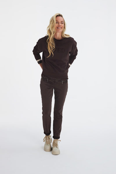 Red Button Tessy Jog Jeans in Espresso Brown